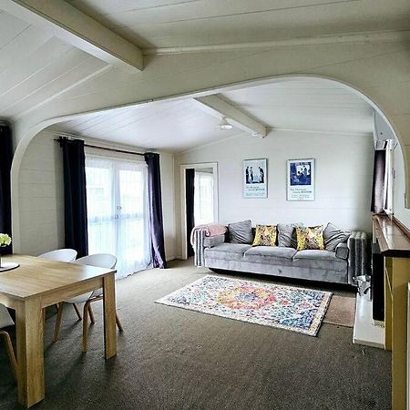 陶波Cosy Lockwood In Town别墅 外观 照片